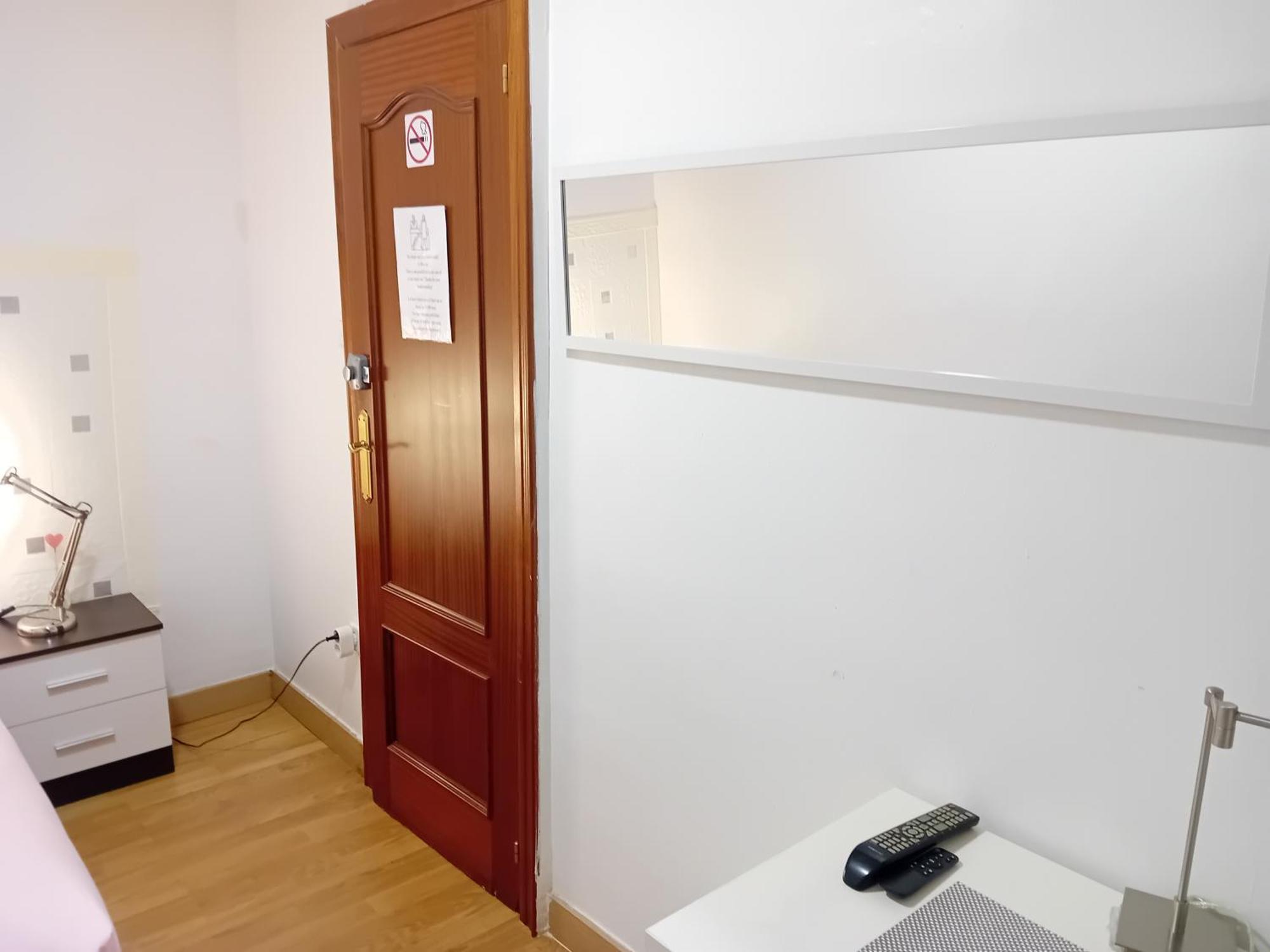 Apartamento Compartido Excelente Ubicacion Ελ Πρατ ντε Λομπρεγκάτ Εξωτερικό φωτογραφία